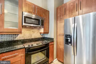 3 N Chris Columbus Blvd, Philadelphia, PA 19106 - Photo 17