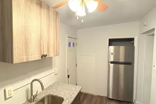 226 S 49th St, Philadelphia, PA 19139 - Photo 7
