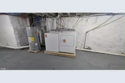 2233 N 16th Street #1ST FL, Philadelphia, PA 19132 - Photo 15