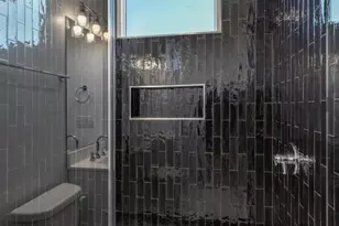 710 N 16th St, Philadelphia, PA 19130 - Photo 9