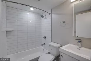 2017 N College Ave, Philadelphia, PA 19121 - Photo 11