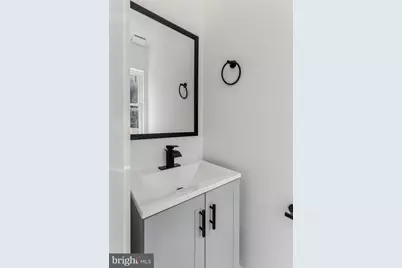 1010 W Arizona Street #1, Philadelphia, PA 19133 - Photo 9