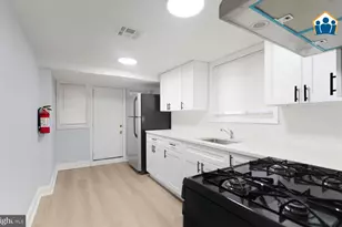 2625 Braddock St, Philadelphia, PA 19125 - Photo 3