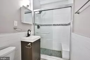 4247 Locust St, Philadelphia, PA 19104 - Photo 27