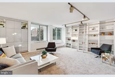 604 S Washington Square #105, Philadelphia, PA 19106 - Photo 3