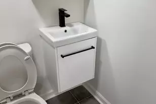 7627 Wyndale Ave, Philadelphia, PA 19151 - Photo 7