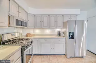 320 Hermitage St, Philadelphia, PA 19128 - Photo 21