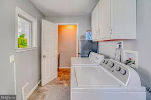 320 Hermitage St, Philadelphia, PA 19128 - Photo 25