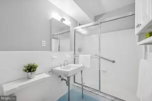 220 W Rittenhouse Square, Philadelphia, PA 19103 - Photo 25