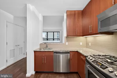 1425 Locust Street #15F, Philadelphia, PA 19102 - Photo 3