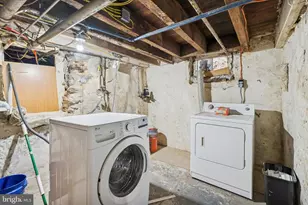 352 Carson St, Philadelphia, PA 19128 - Photo 33