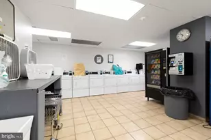 1324 Locust St, Philadelphia, PA 19107 - Photo 21