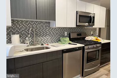 1701 South St #1F, Philadelphia, PA 19146 - Photo 3