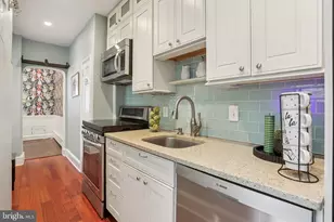 323 S Camac St, Philadelphia, PA 19107 - Photo 15