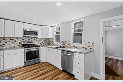 2342 E Norris Street, Philadelphia, PA 19125 - Photo 13