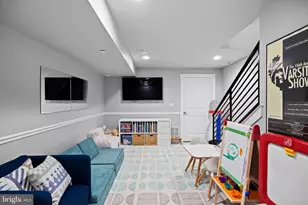 730 S 21st St, Philadelphia, PA 19146 - Photo 33