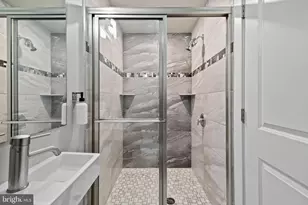 730 S 21st St, Philadelphia, PA 19146 - Photo 41