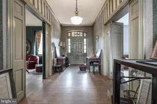 8221 Seminole St, Philadelphia, PA 19118 - Photo 7