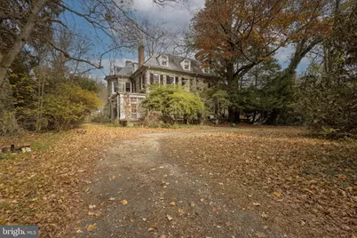 8221 Seminole Street, Philadelphia, PA 19118 - Photo 9