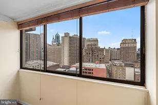 1326 Spruce St, Philadelphia, PA 19107 - Photo 17