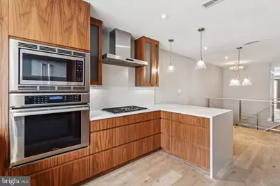 719 S 20th Street, Philadelphia, PA 19146 - Photo 25