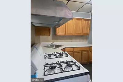 556 N Wanamaker Street, Philadelphia, PA 19131 - Photo 5