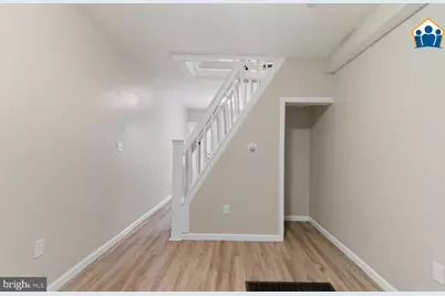 2528 Collins Street, Philadelphia, PA 19125 - Photo 5