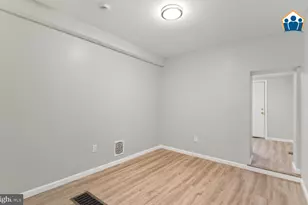 2528 Collins St, Philadelphia, PA 19125 - Photo 9