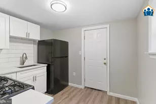 2528 Collins St, Philadelphia, PA 19125 - Photo 13