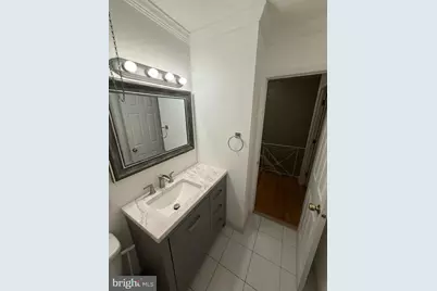 3721 S Hereford Lane, Philadelphia, PA 19114 - Photo 17