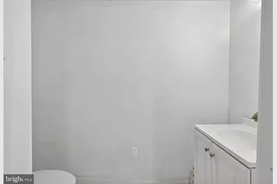 1650 W Cheltenham Avenue #REAR, Philadelphia, PA 19126 - Photo 7