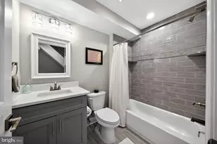 2247 Wilder St, Philadelphia, PA 19146 - Photo 17