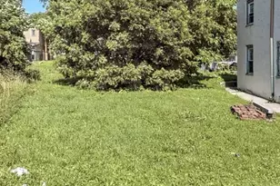 921 N 47th St, Philadelphia, PA 19131 - Photo 1