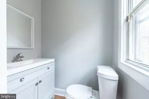 2816 Emerald St, Philadelphia, PA 19134 - Photo 13