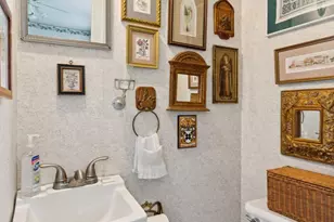 7725 Ardleigh St, Philadelphia, PA 19118 - Photo 25