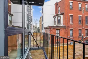 2007 Cambridge St, Philadelphia, PA 19130 - Photo 9