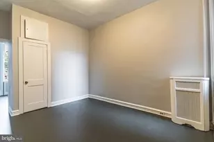 876 N 23rd St, Philadelphia, PA 19130 - Photo 3