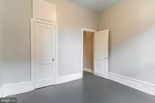 876 N 23rd St, Philadelphia, PA 19130 - Photo 9