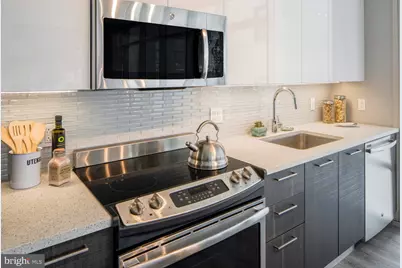 1213 Walnut Street #304, Philadelphia, PA 19107 - Photo 3