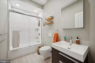 1942 Tasker St, Philadelphia, PA 19145 - Photo 21