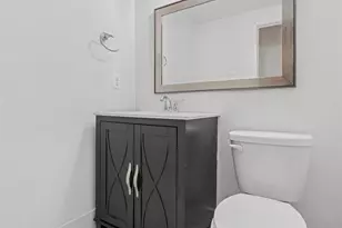 833 Green Valley Dr, Philadelphia, PA 19128 - Photo 9