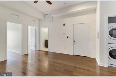 2031 S Juniper Street #204, Philadelphia, PA 19148 - Photo 3