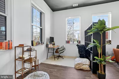 525 N 41st Street #201, Philadelphia, PA 19104 - Photo 11