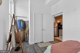 525 N 41st St, Philadelphia, PA 19104 - Photo 15