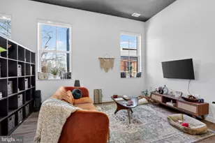 525 N 41st St, Philadelphia, PA 19104 - Photo 9