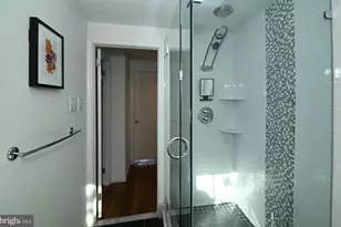 504 Kauffman St, Philadelphia, PA 19147 - Photo 11