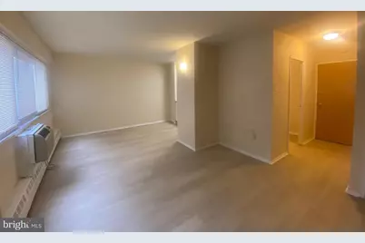 2101 Chestnut Street #402, Philadelphia, PA 19103 - Photo 3