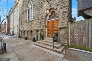 1722 Mt Vernon St, Philadelphia, PA 19130 - Photo 3
