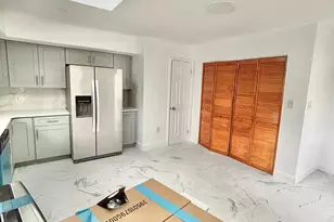 7119 Hegerman St, Philadelphia, PA 19135 - Photo 5