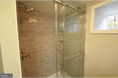 914 S 54th Street, Philadelphia, PA 19143 - Photo 23